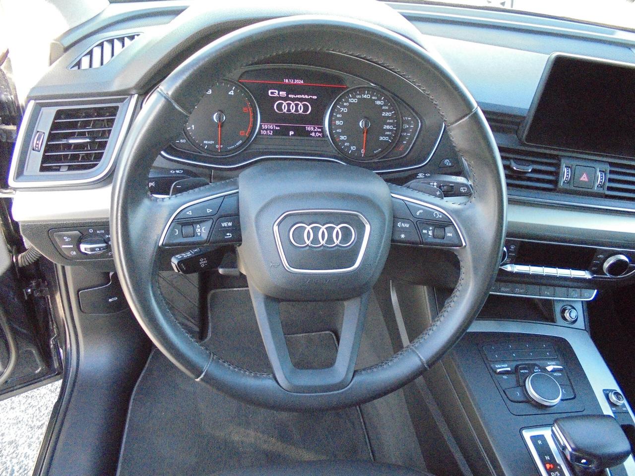 Audi Q5 35 TDI quattro S tronic Business