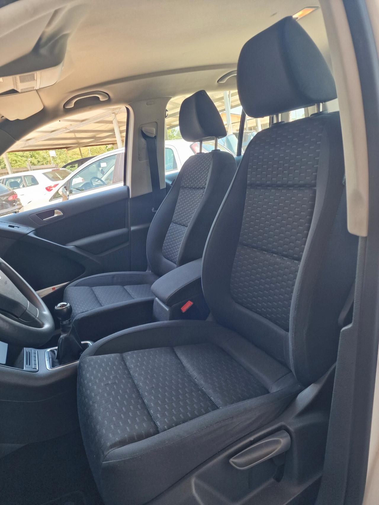 Volkswagen Tiguan 2.0 TDI DPF 4MOTION "159.000 km*