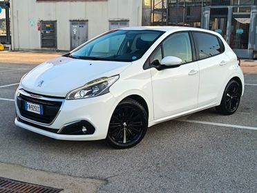 Peugeot 208 1.6 diesel NEOPATENT 120.000KM