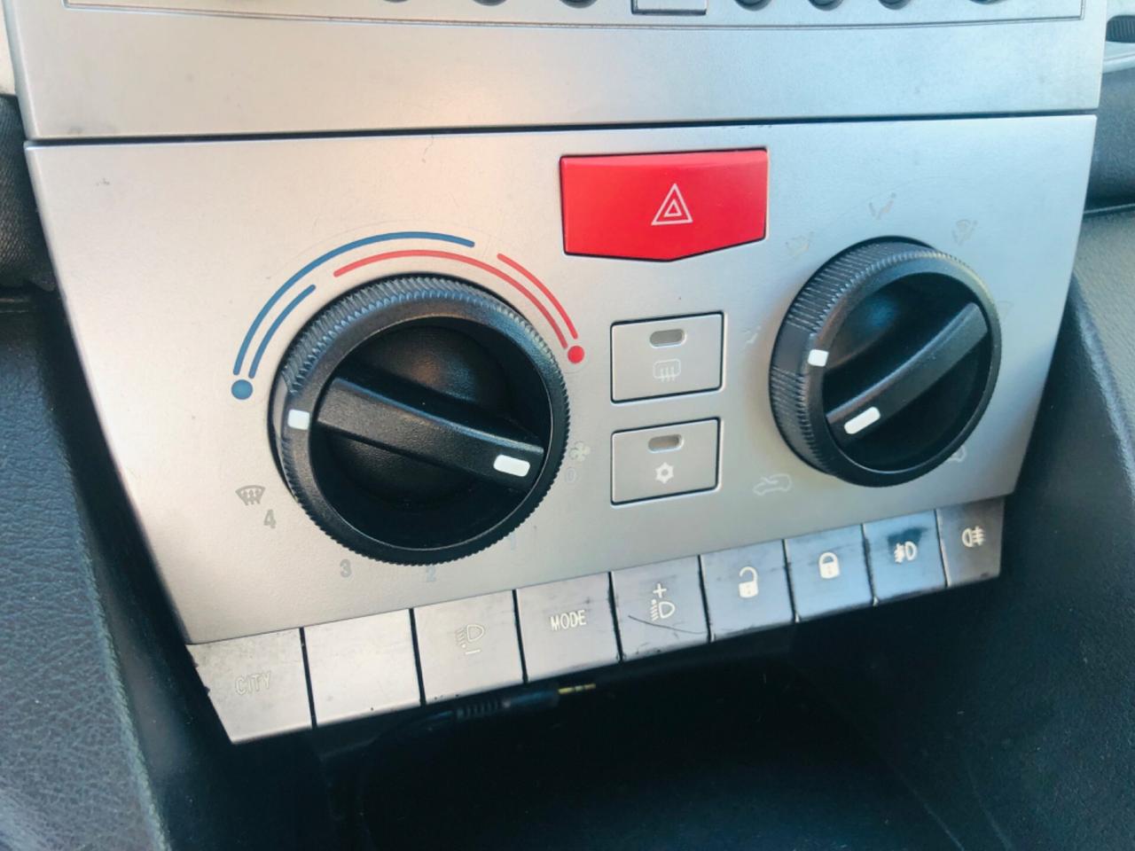 Lancia Ypsilon 1.3 MJT 2007 Ok per neopatentati