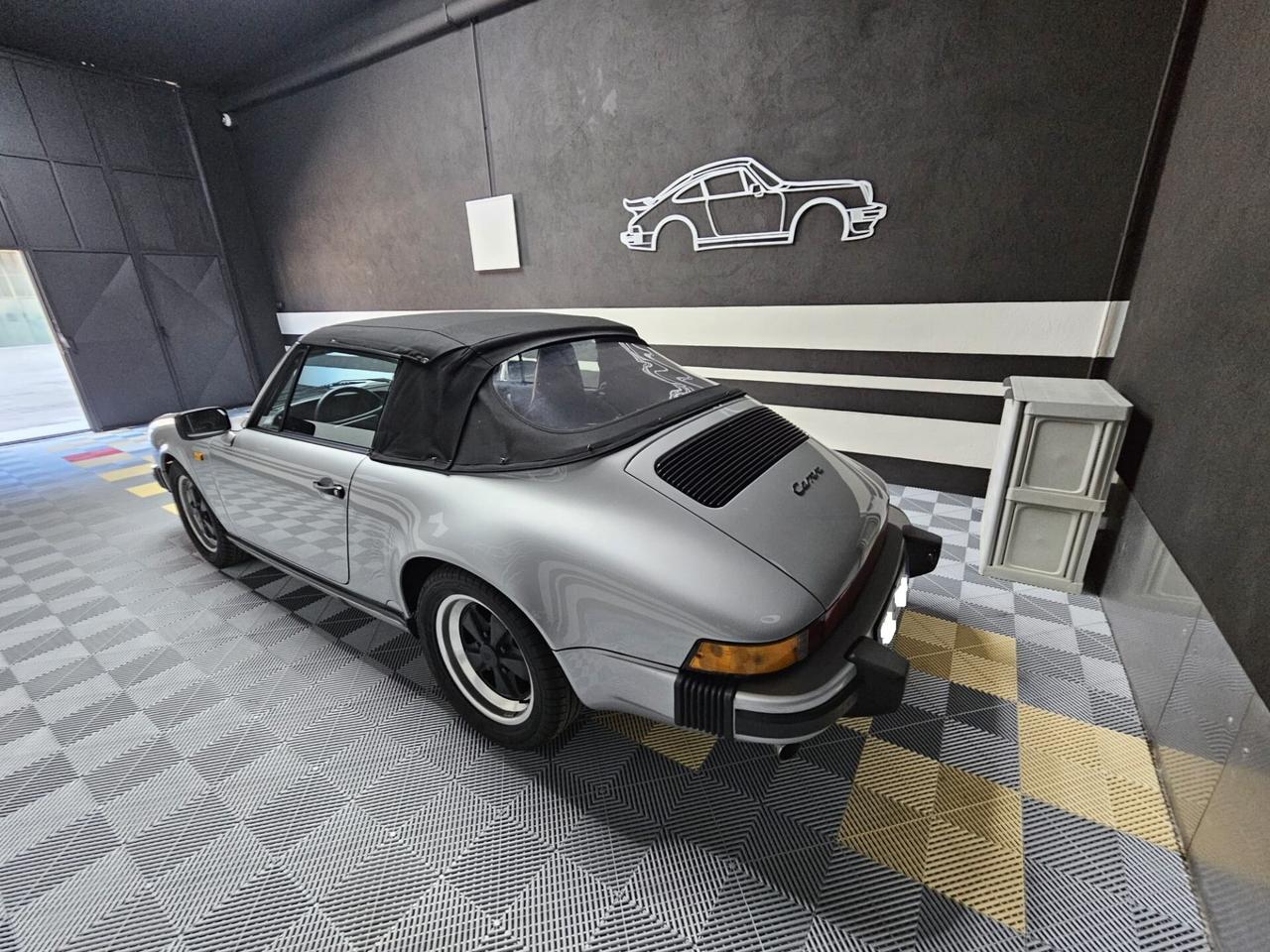 Porsche 911 Carrera 3.2 Cabriolet G50