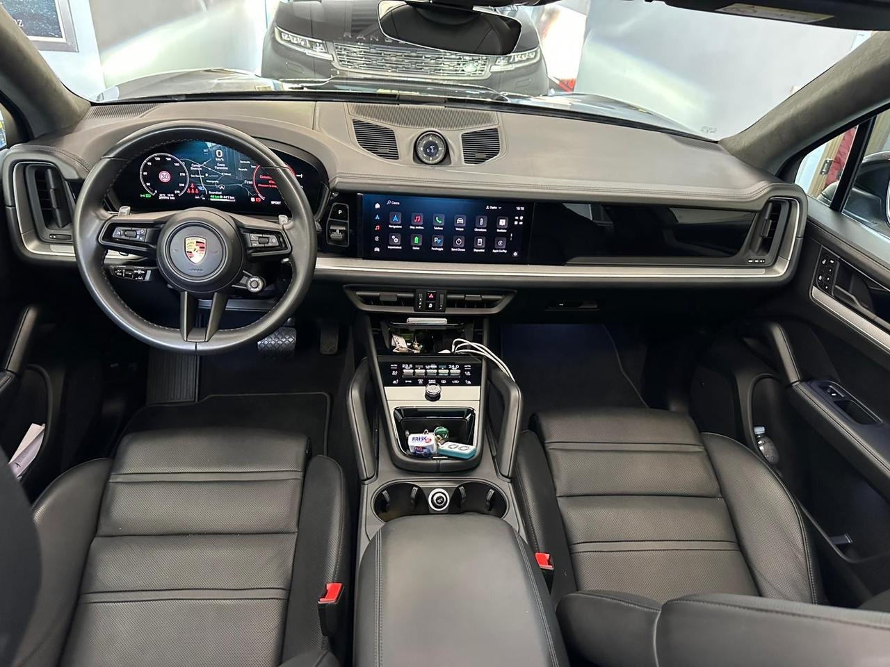 Porsche Cayenne 3.0 V6 E-Hybrid Platinum Edition