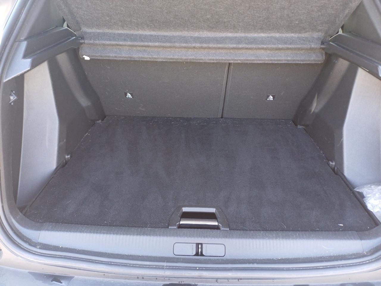 PEUGEOT 2008 2ª serie - 2008 BlueHDi 130 S&S EAT8 Allure Pack