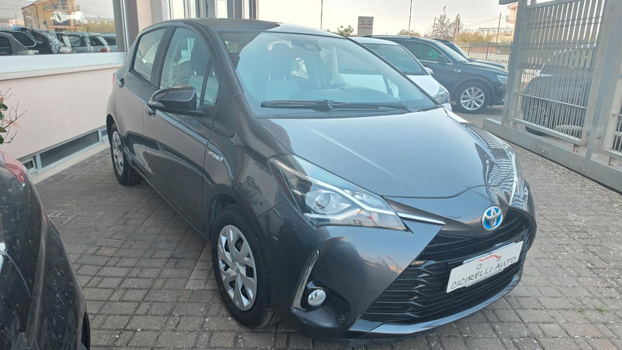 Toyota Yaris 1.5 Hybrid 5 porte Active