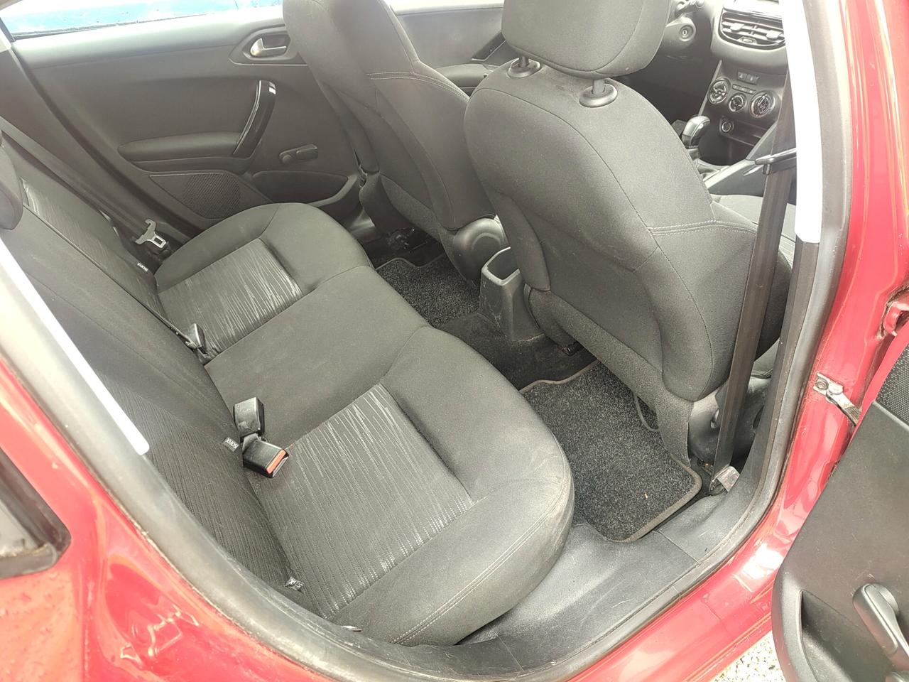 Peugeot 208 1.2 VTi 82 CV 5 porte