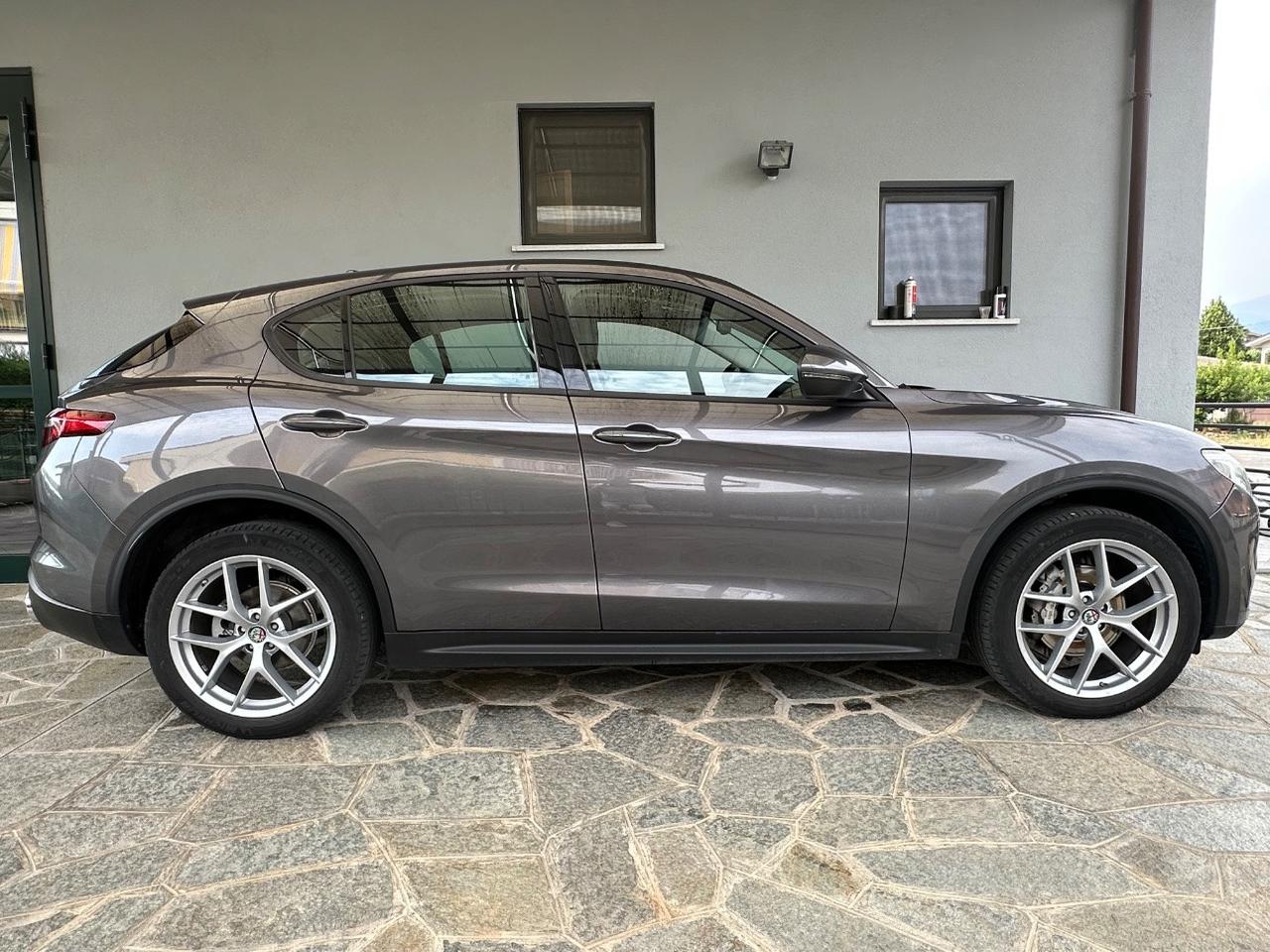 Alfa Romeo Stelvio 2.2 t Super Q4 210cv auto