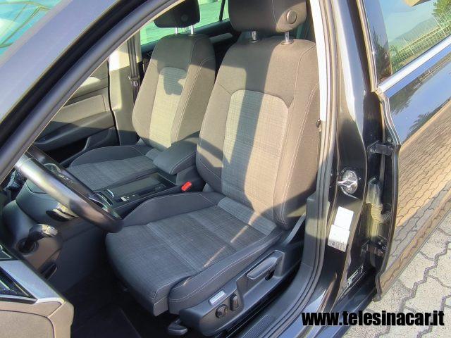 VOLKSWAGEN Passat Variant 1.6 TDI SCR DSG Business BMT
