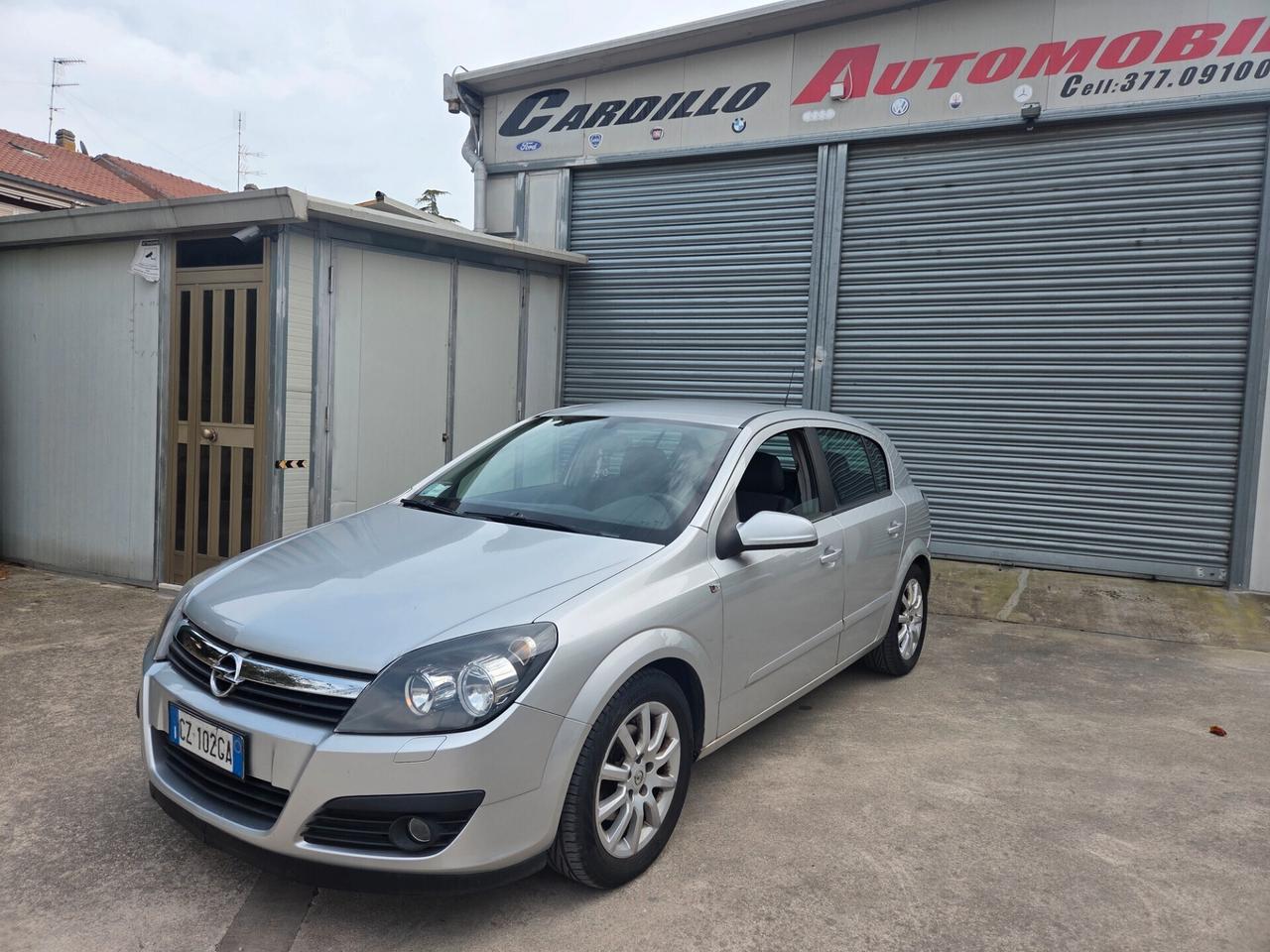 Opel Astra 1.7 CDTI 101CV 5 porte Cosmo