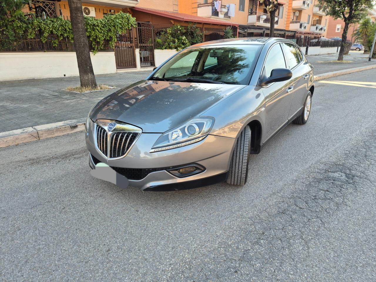 Lancia Delta oro 1.6 MJT 120cv anno 09
