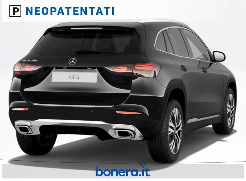 Mercedes GLA 180 180 Progressive Extra 7G-DCT