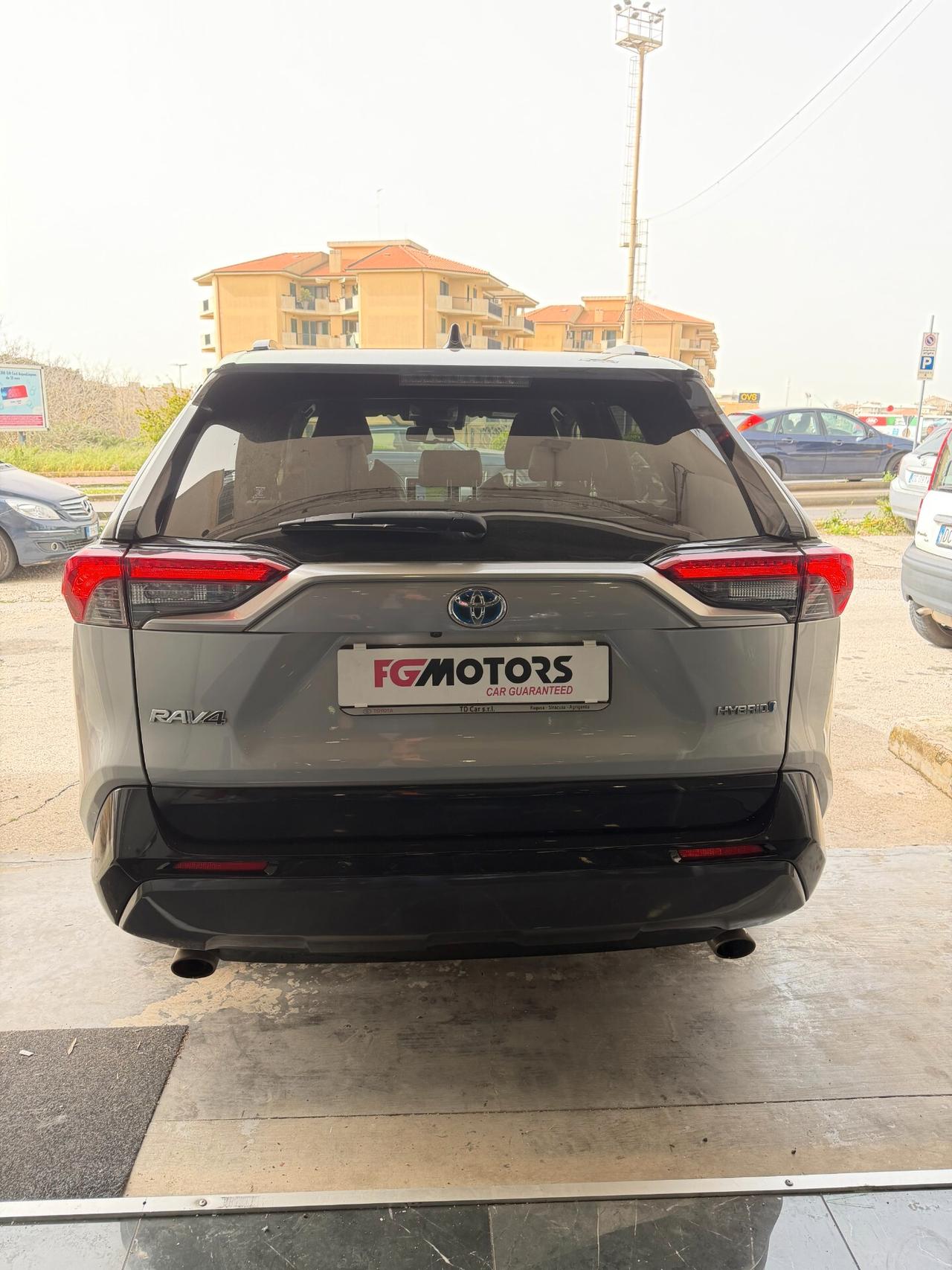 Toyota RAV 4 E-CVT 2WD STYLE