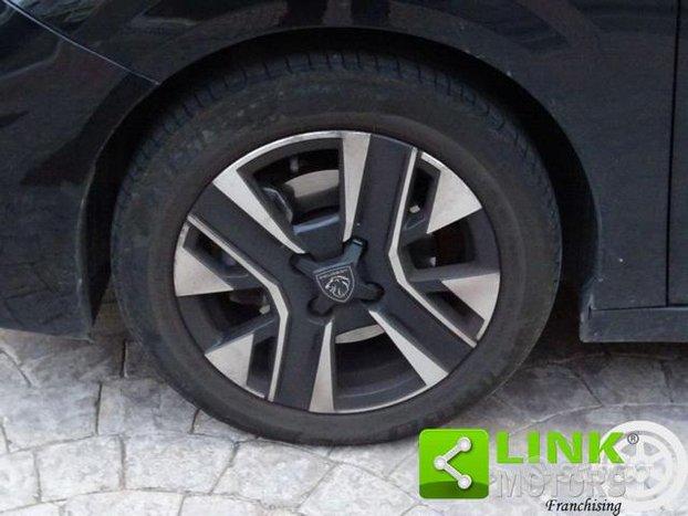 LINK MOTORS: PEUGEOT 208 1.2 100 CV ALLURE