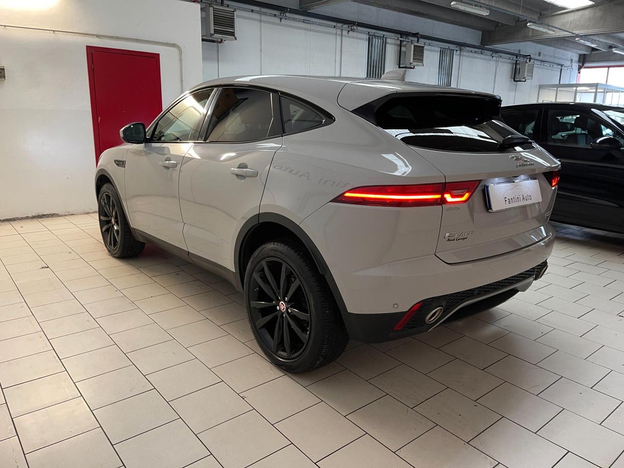 Jaguar E-Pace Dynamic 2.0 i4 awd 200cv auto-LEGGI SOTTO