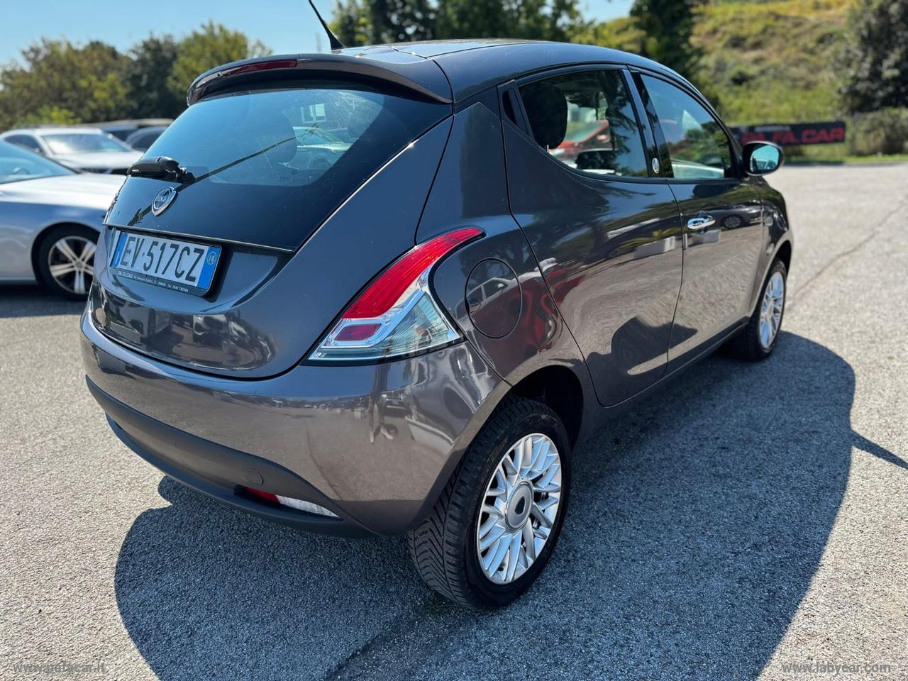 LANCIA Ypsilon 0.9 T.Air 85CV 5p. Met.Ec. Gold