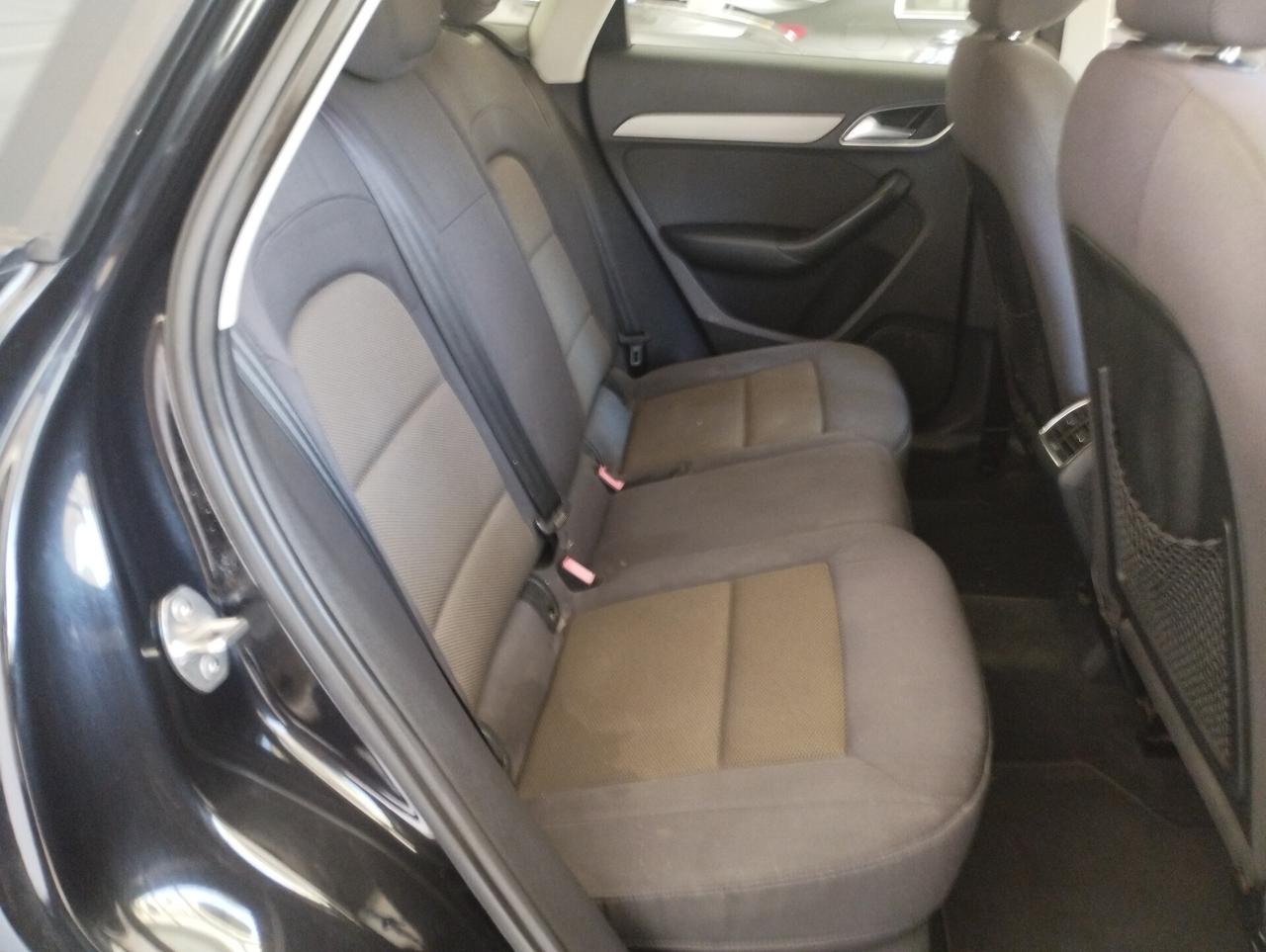 Audi Q3 2.0 tdi 136 CV