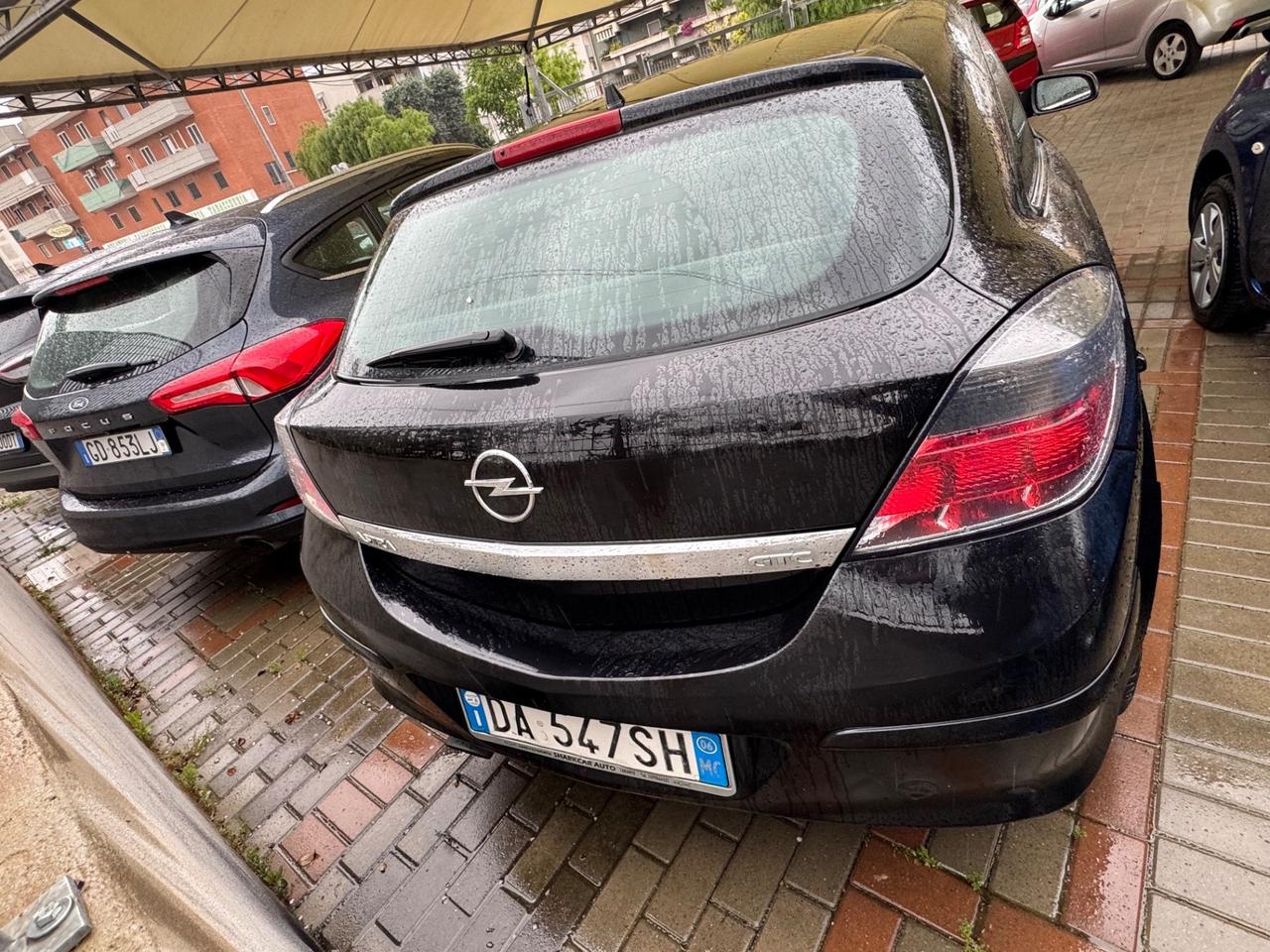 Opel Astra GTC 1.9 16V CDTI 150CV 3 porte Cosmo