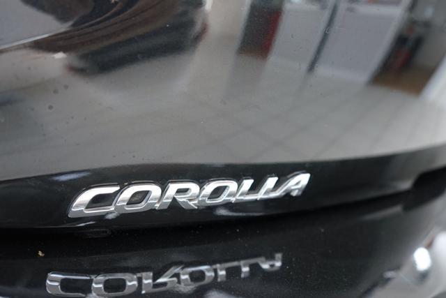TOYOTA Corolla 1.8 Hybrid Business