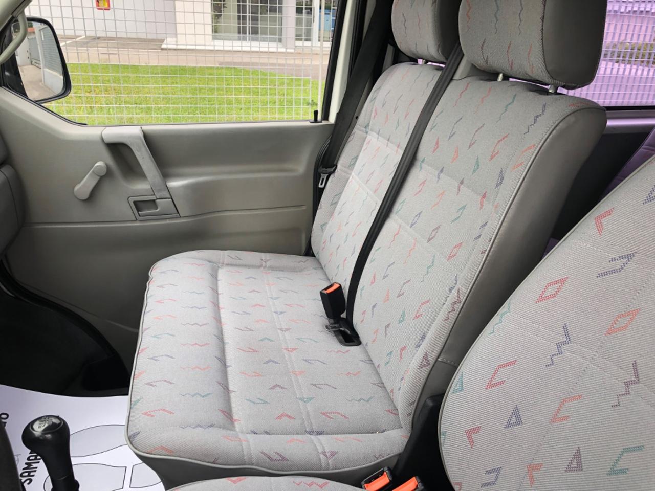 Volkswagen T4 Caravelle 9 Posti. 2.5 TDI/88CV 2000