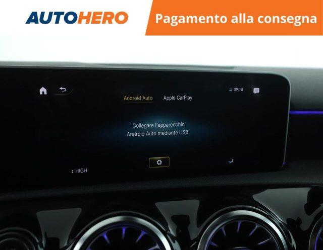 MERCEDES-BENZ A 180 d Automatic Premium