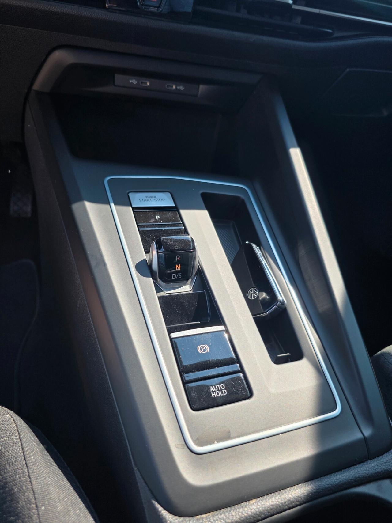 Volkswagen Golf 1.0 eTSI EVO DSG Life