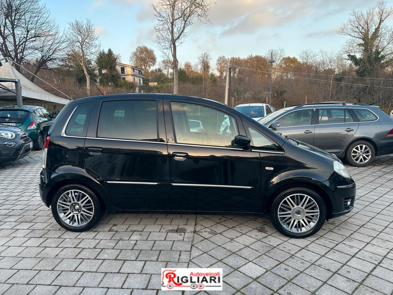 Lancia MUSA 1.6 Multijet Poltrona Frau – 66 kW – 185.000 km – Euro 4