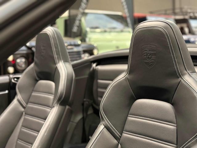 PORSCHE 911 Turbo S Cabriolet