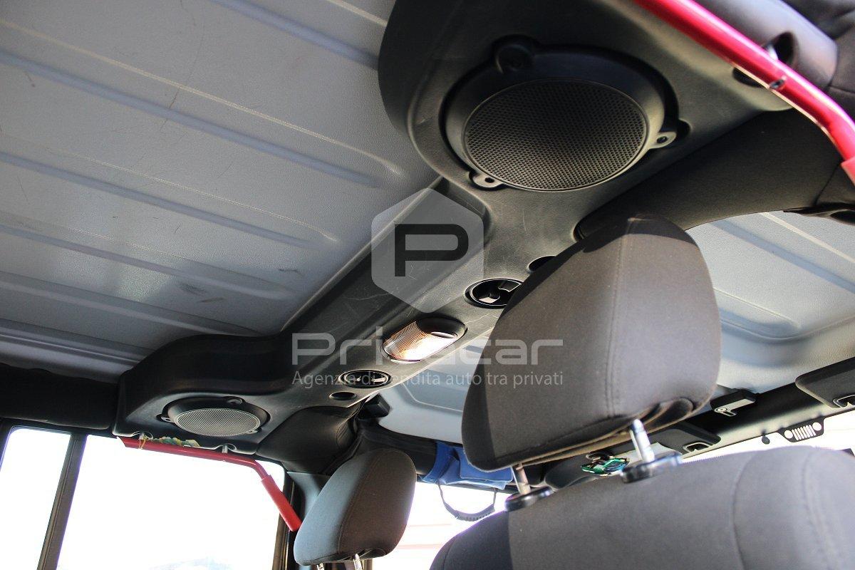 JEEP Wrangler Unlimited 2.8 CRD DPF Sahara Auto