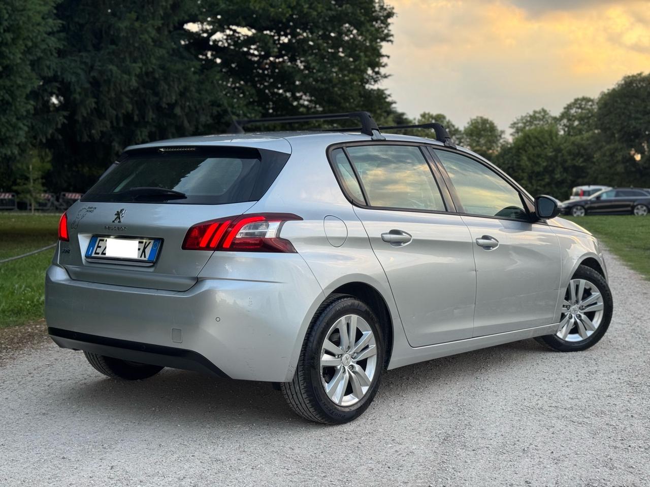 Peugeot 308 BlueHDi 100 S&S Active