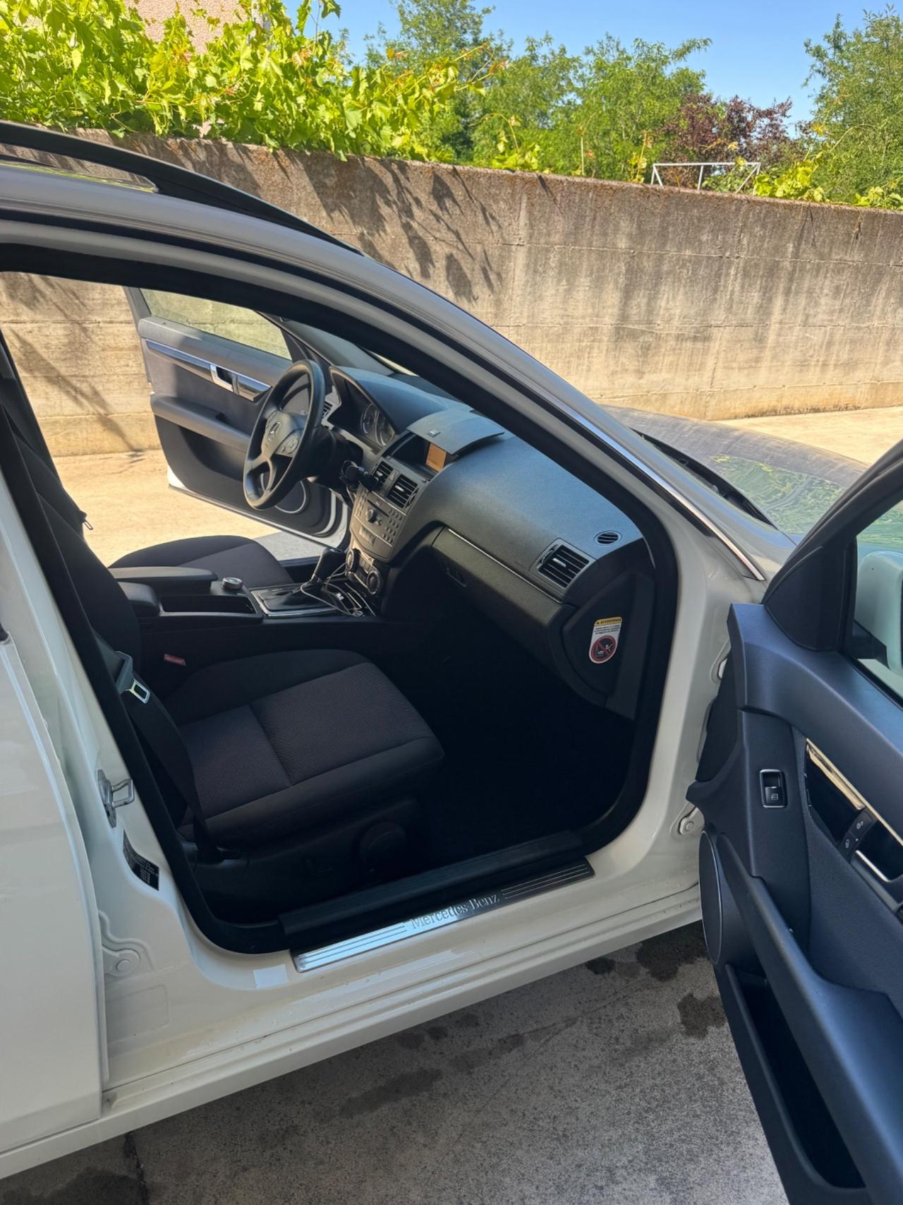 Mercedes-benz C 220 CDI S.W. BlueEFFICIENCY Executive