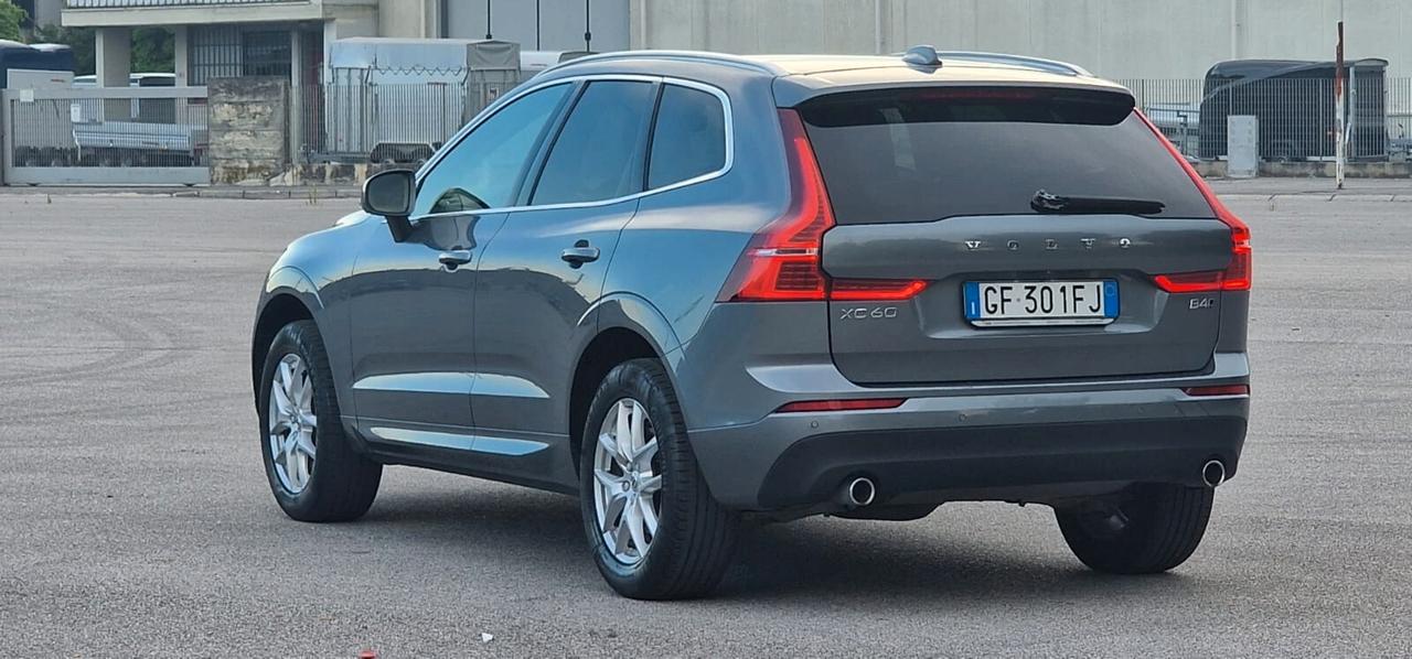 Volvo XC60 AWD B4 Diesel/Ibrida