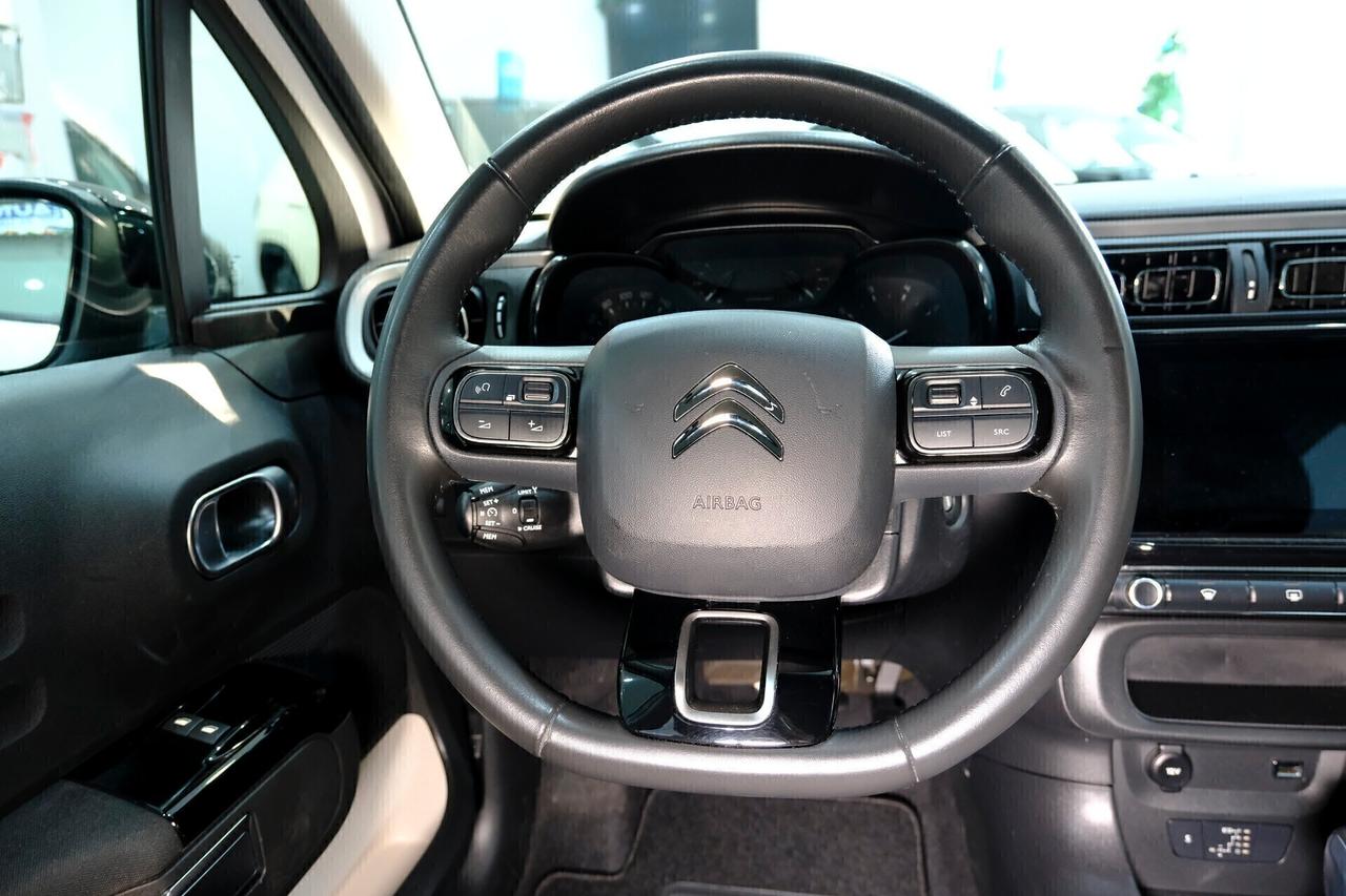 Citroen C3 1.2T EAT6 110cv SHINE Automatica