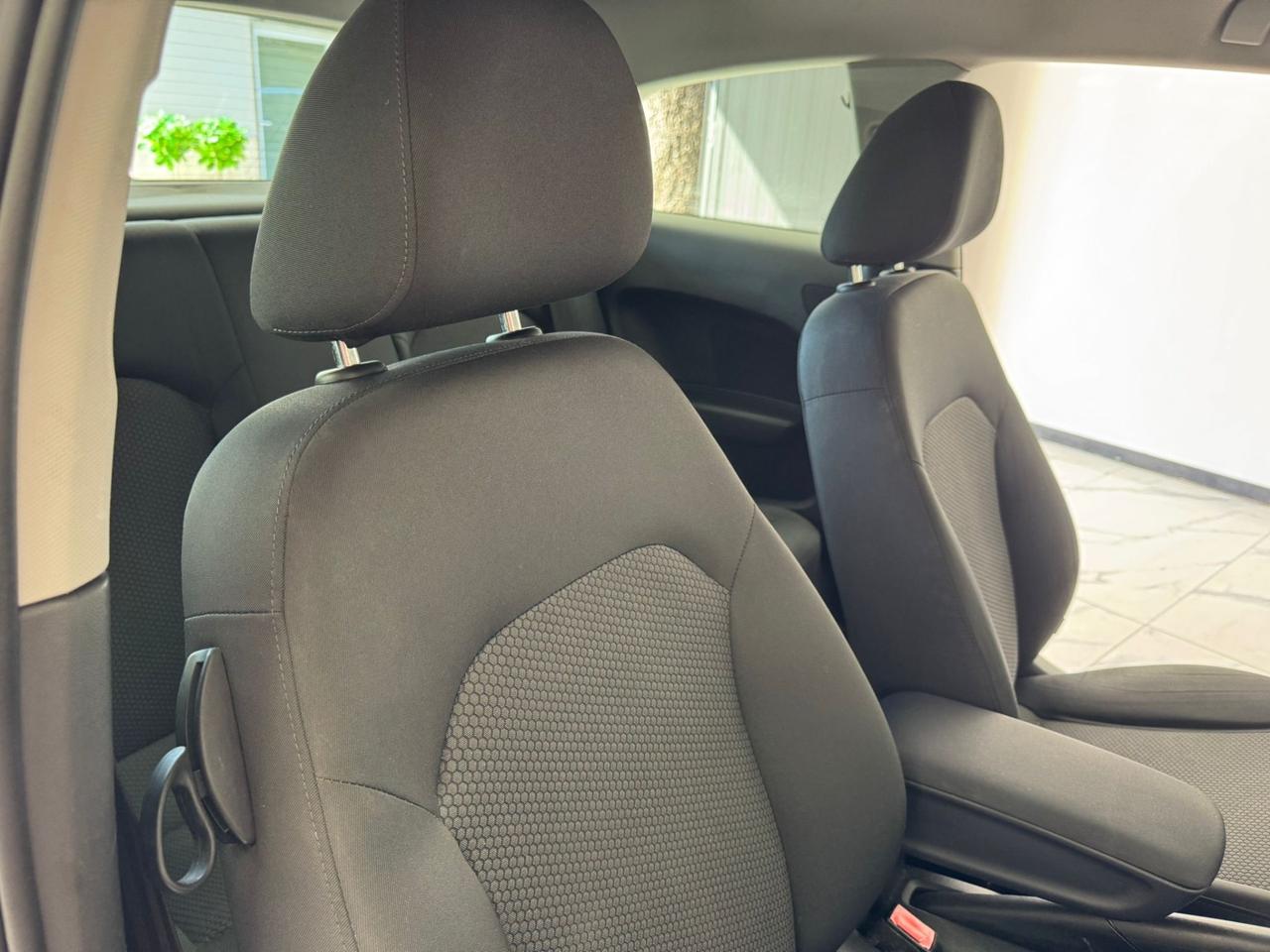 Audi A1 1.4 TDI 90 cv-EURO 6 NEOP OK.-GARANTITA-2015