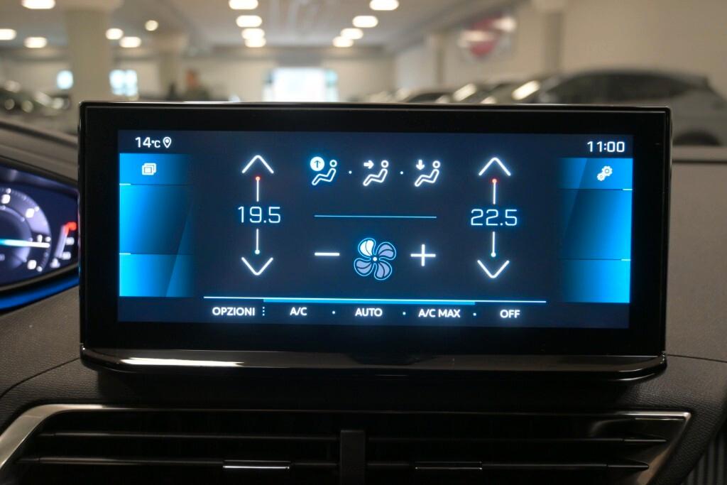 PEUGEOT 3008 1.5 BLUEHDI 131CV EAT8 SeS ALLURE ( FARI LED - I-COCKPIT - NAVI - MIRROR - TELECAMERA POST. - CERCHI 18 )