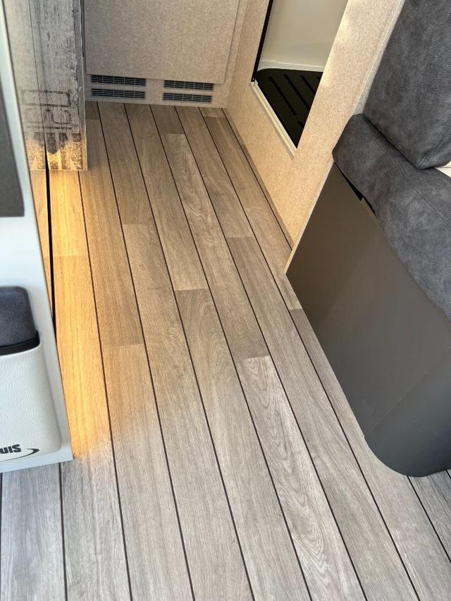MCLOUIS SLIM 339 CON BASCULANTE
