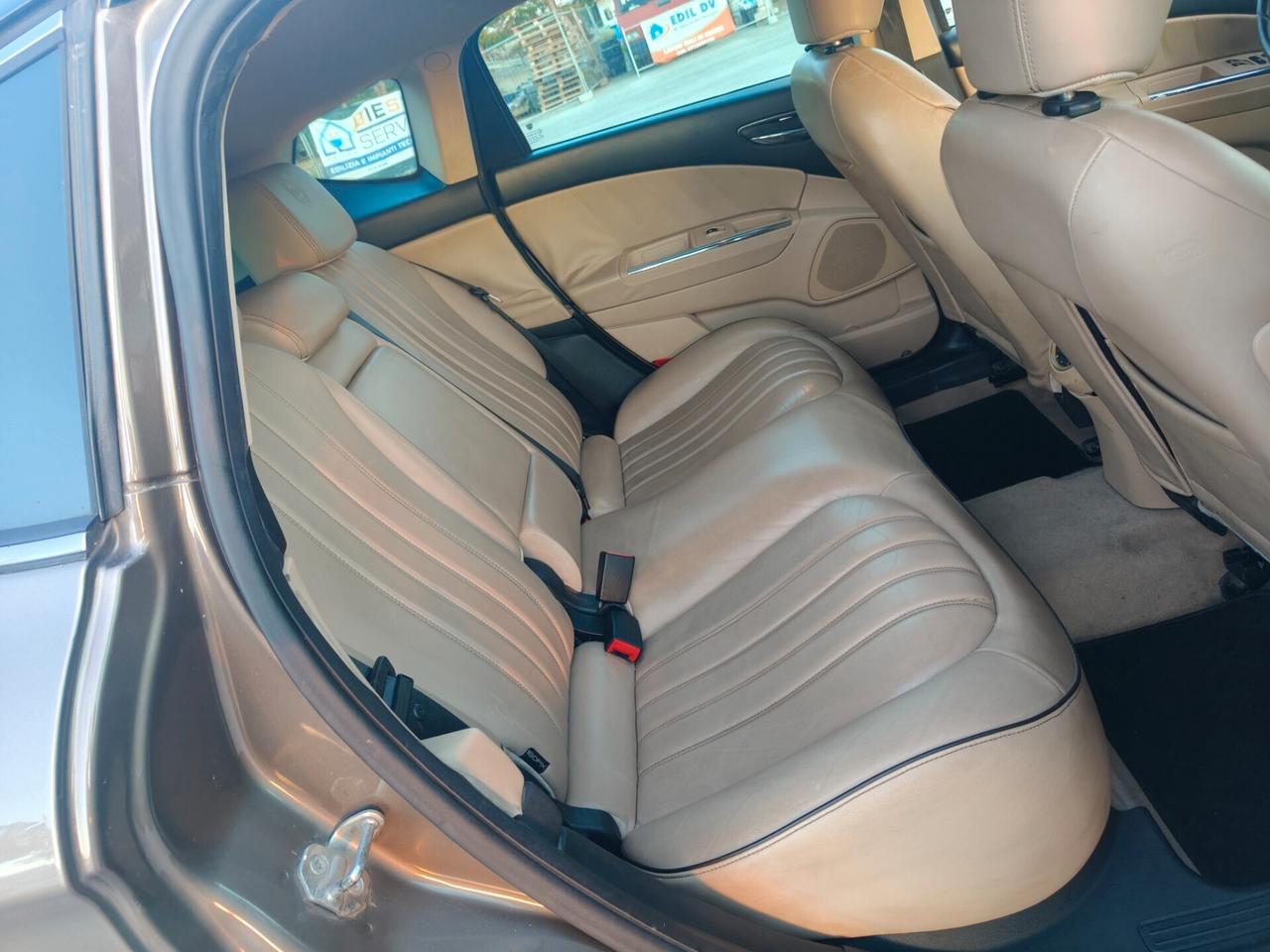 Lancia Delta 1.6 MJT Selectronic Platinum