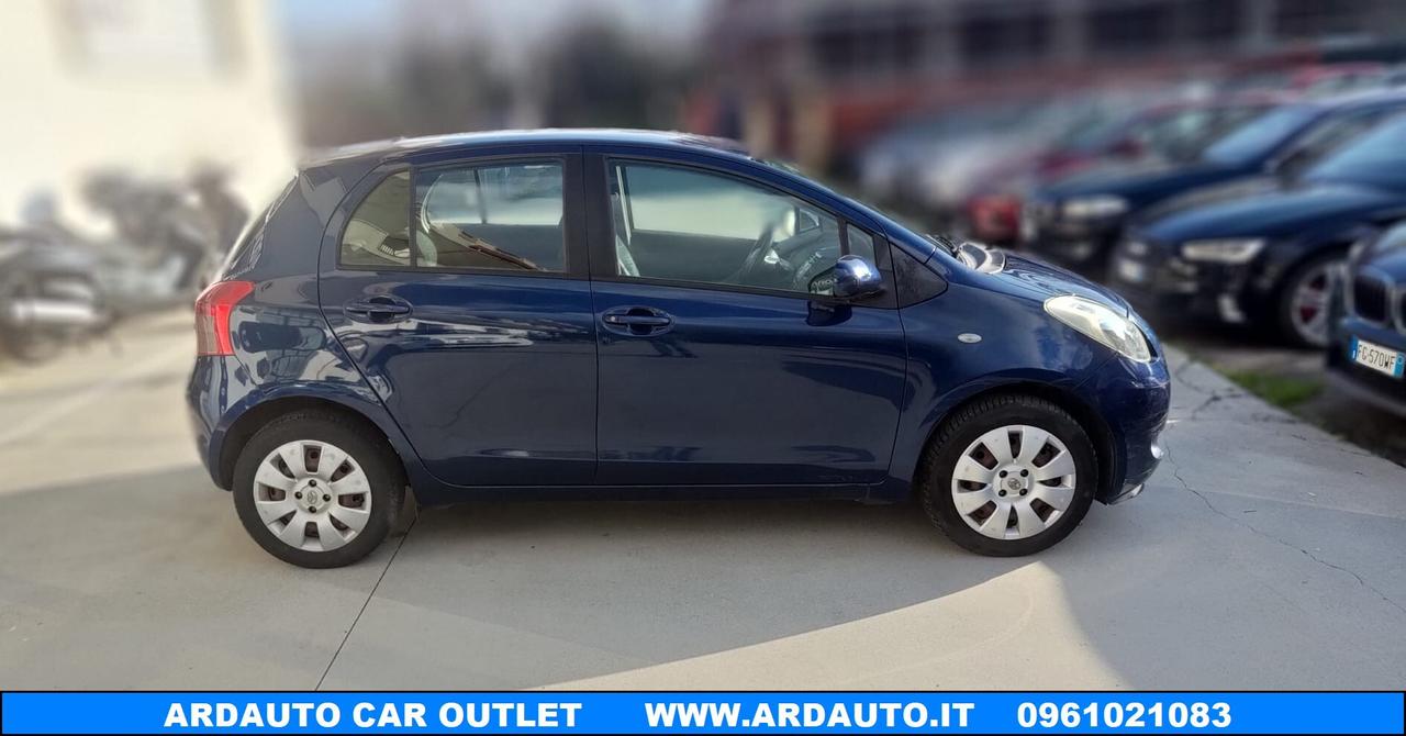 Toyota Yaris 1.0 Sol