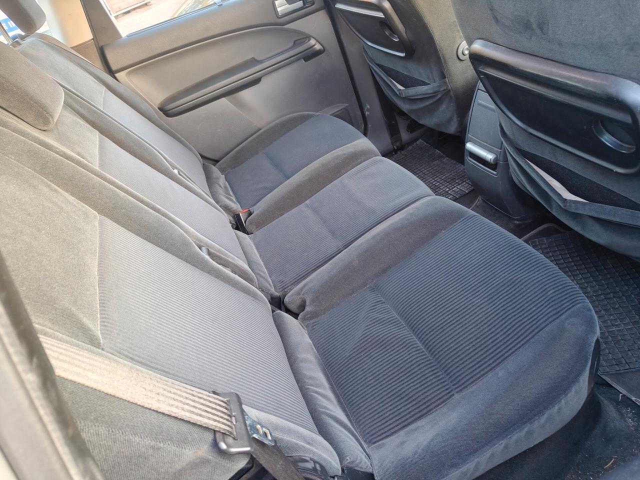 Ford C-Max 1.6 TDCi ghia GANCIO TRAINO
