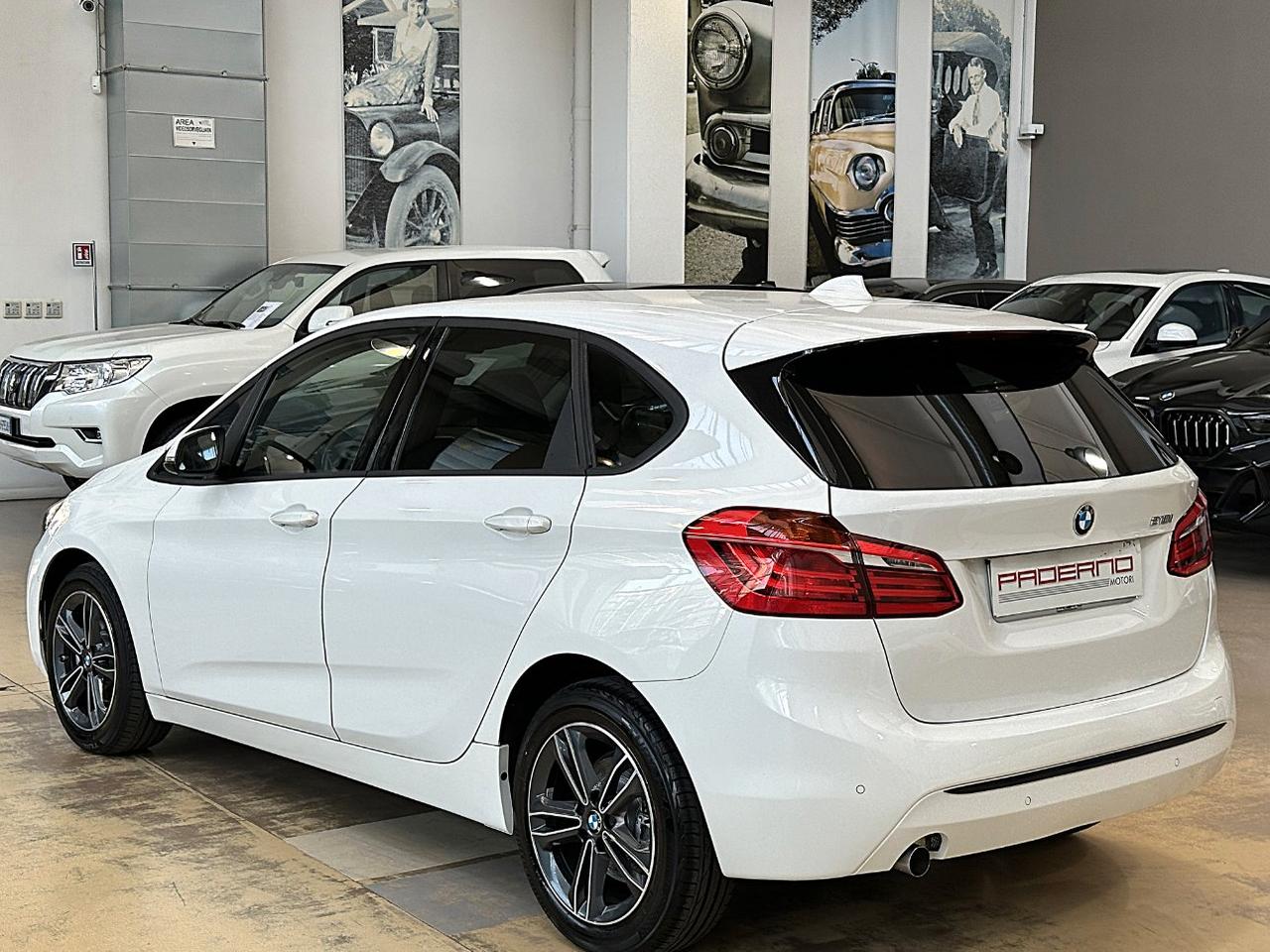 BMW 218 i Active Tourer Sport 140cv auto