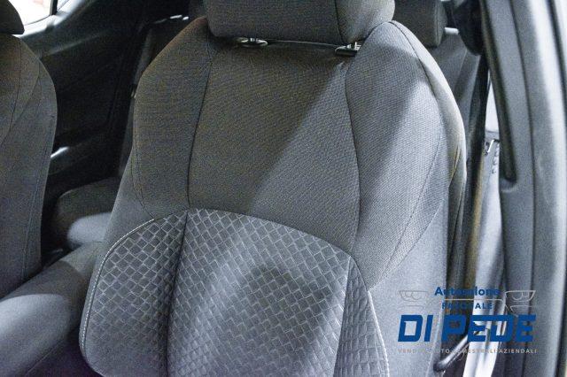 TOYOTA C-HR 1.8 Hybrid E-CVT Active