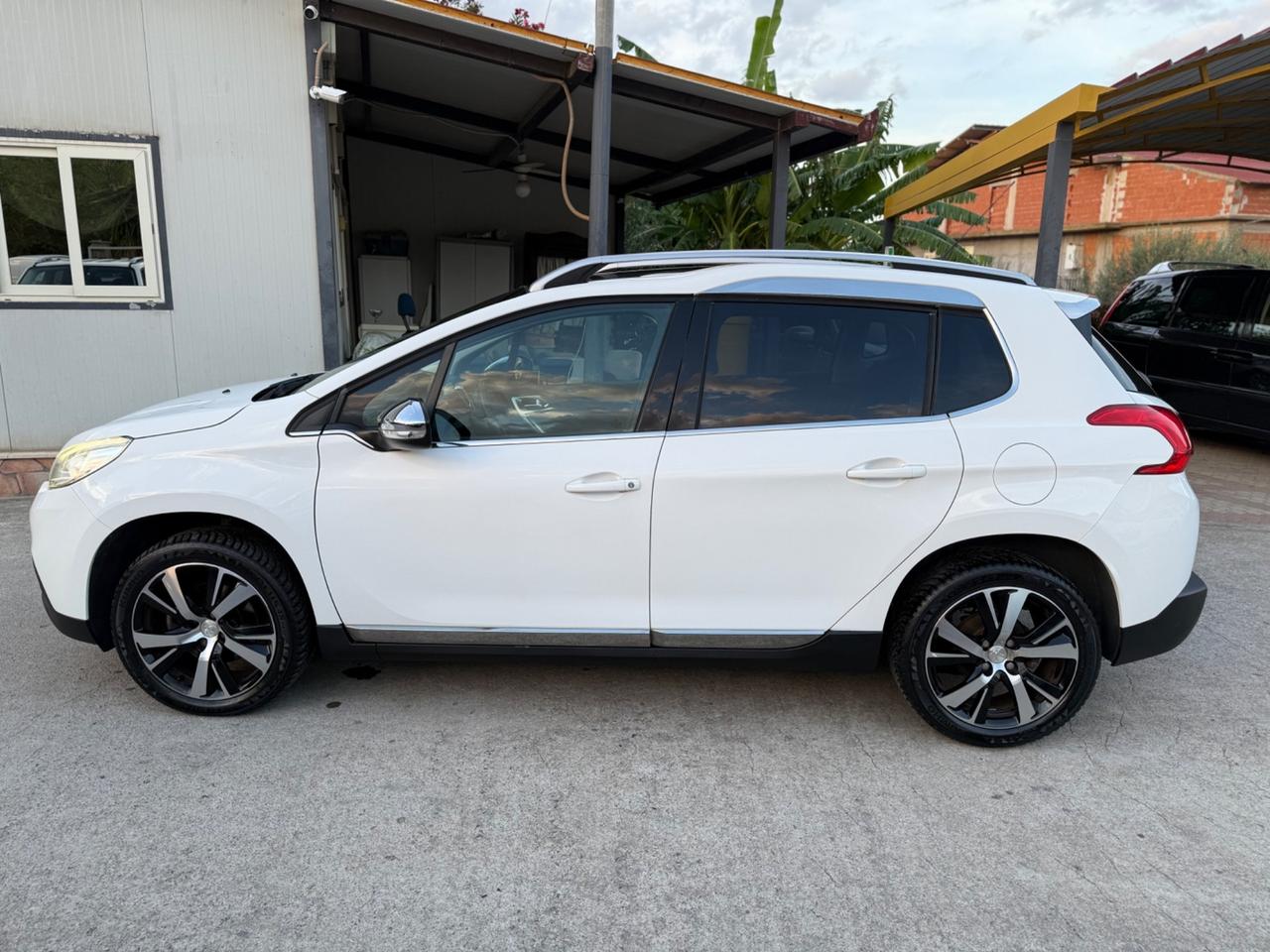 Peugeot 2008 1.6 HDi 115 CV Allure Km Certif.