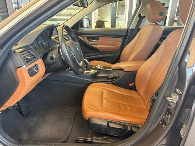 Bmw 320d Touring Luxury Aut.