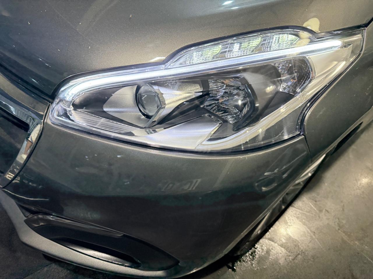 Peugeot 208 BlueHDi 75 5 porte Allure