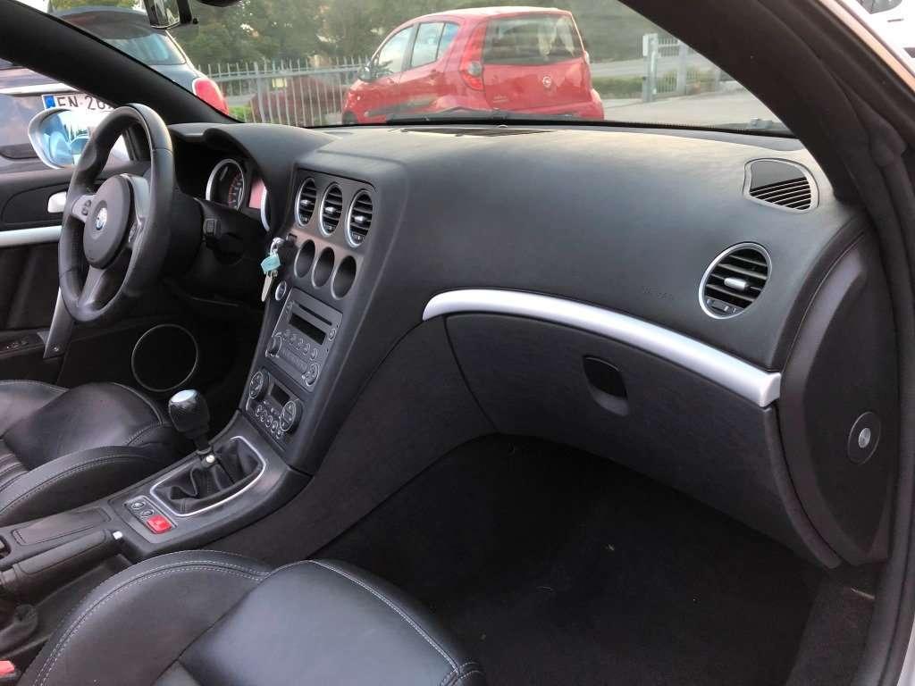 Alfa Romeo Spider 1750 - 200 CV - KM 21.828