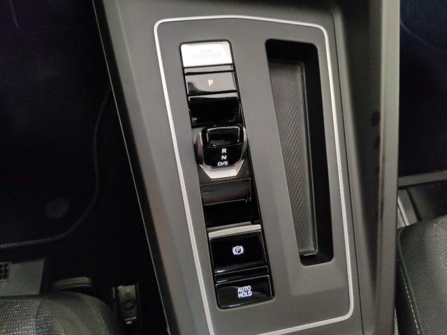 VOLKSWAGEN Golf 1.0 eTSI EVO DSG Life HYBRID CAMBIO AUTOMATICO