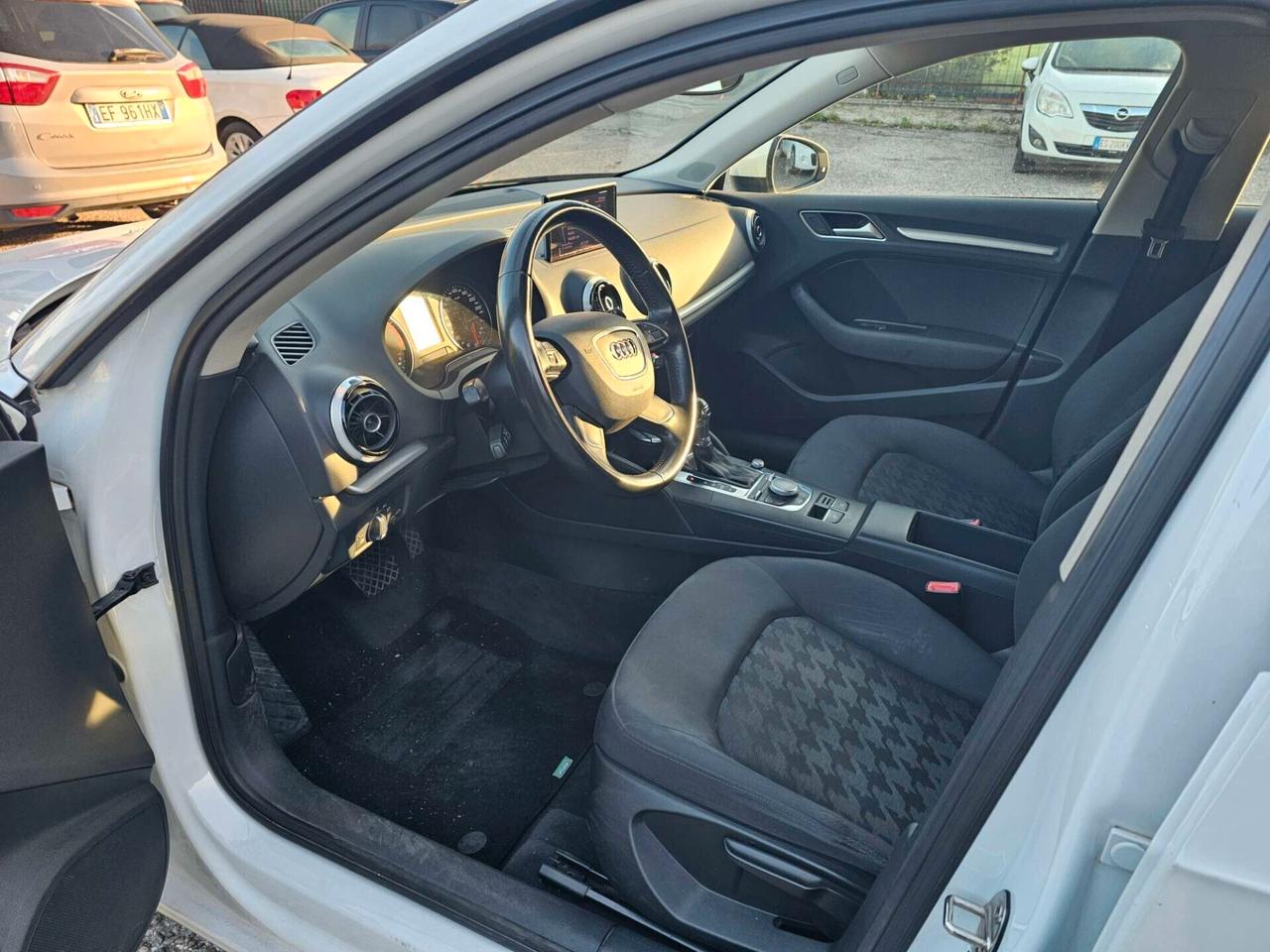 Audi A3 1.4 TFSI S tronic Ambition