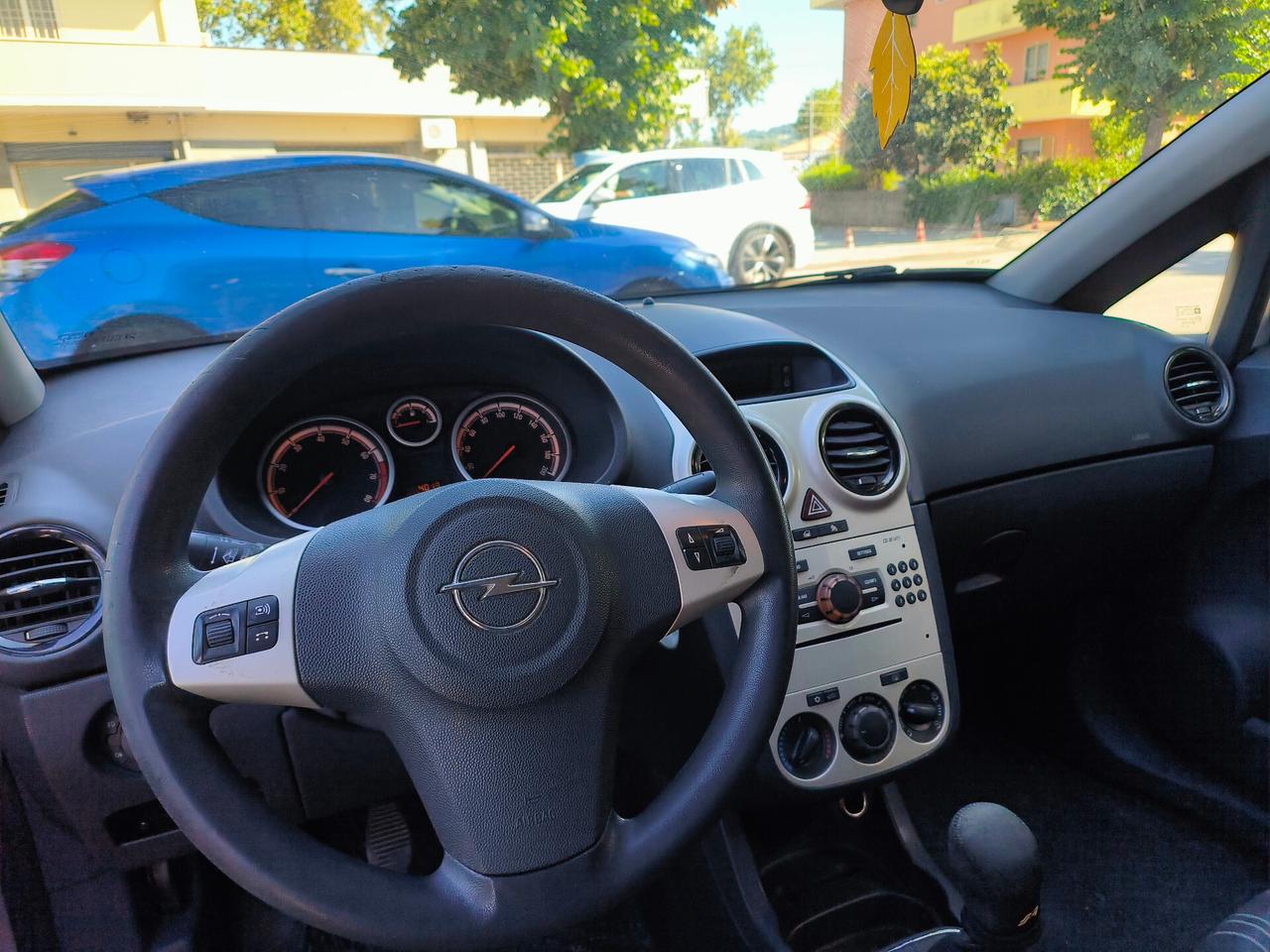 Opel Corsa 1.2 3 porte Enjoy