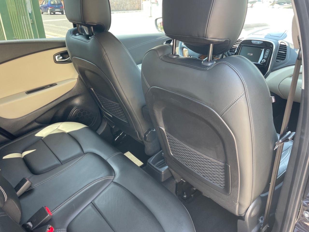 RENAULT CAPTUR INITIALE PARIS 1.5 DIESEL 110 (CV) 2017