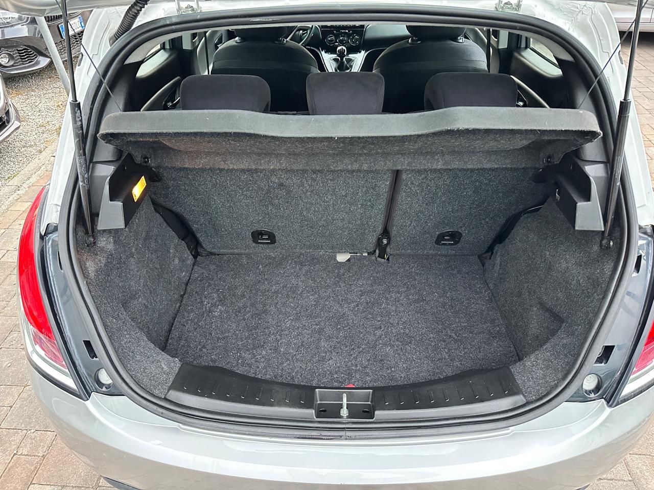 Lancia Ypsilon 1.3 MJT 95 CV MOTORE DA SISTEMARE