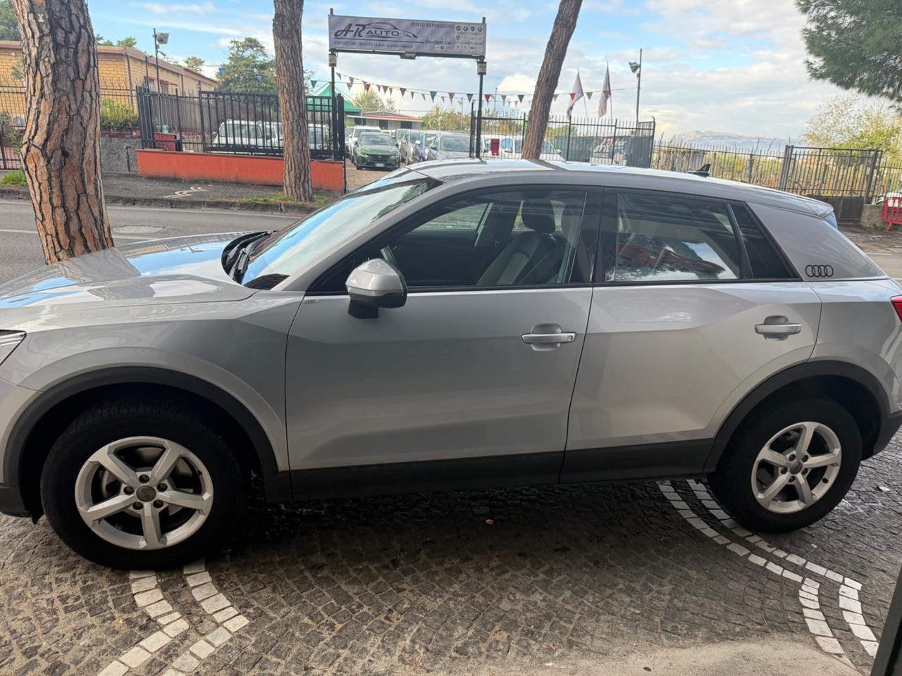 Audi Q2 30 TDI S tronic Business