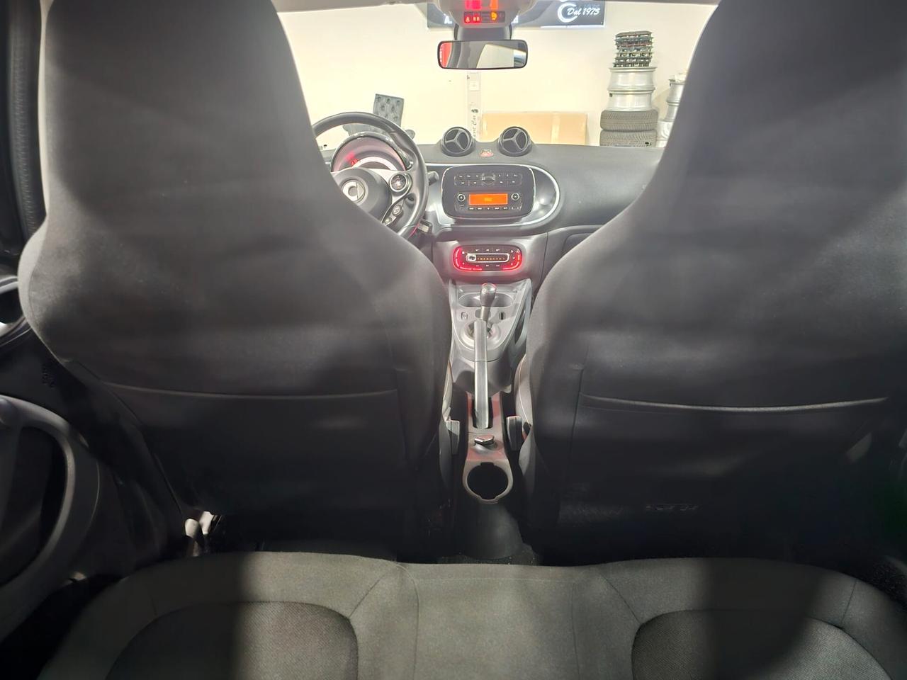 NUOVA SMART FORFOUR IDENTITY BLACK EDITION PASSION 0.9 BENZ 90CV TWINAMIC